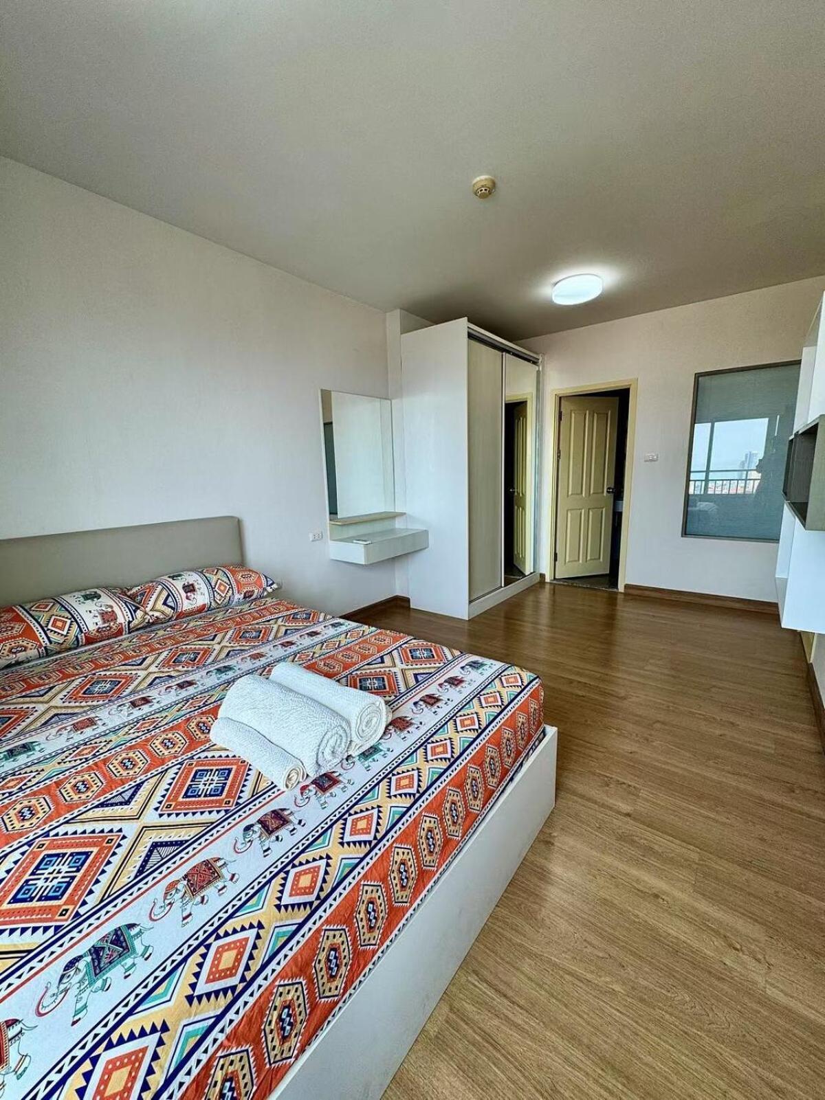 Apartemen Supalai Sea View 1b1b *